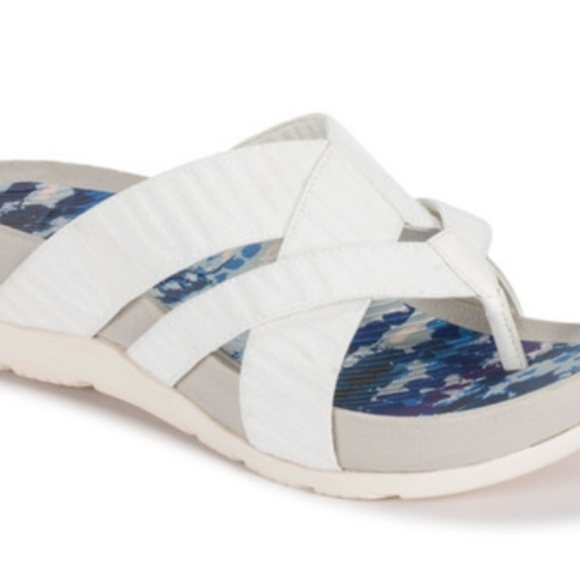 BareTraps Shoes Nwt Baretraps Agatha Sandal White Nib Poshmark